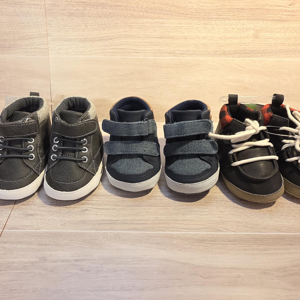 Lot Of 3 Baby Shoes Carter's And Childrens Place 0-3 3-6 Months NWT
